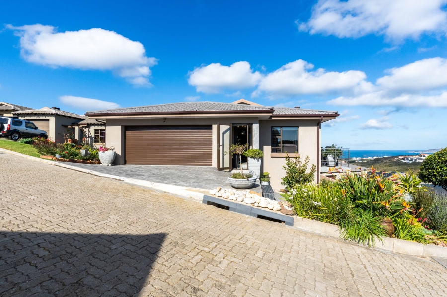 4 Bedroom Property for Sale in Seemeeu Park Western Cape